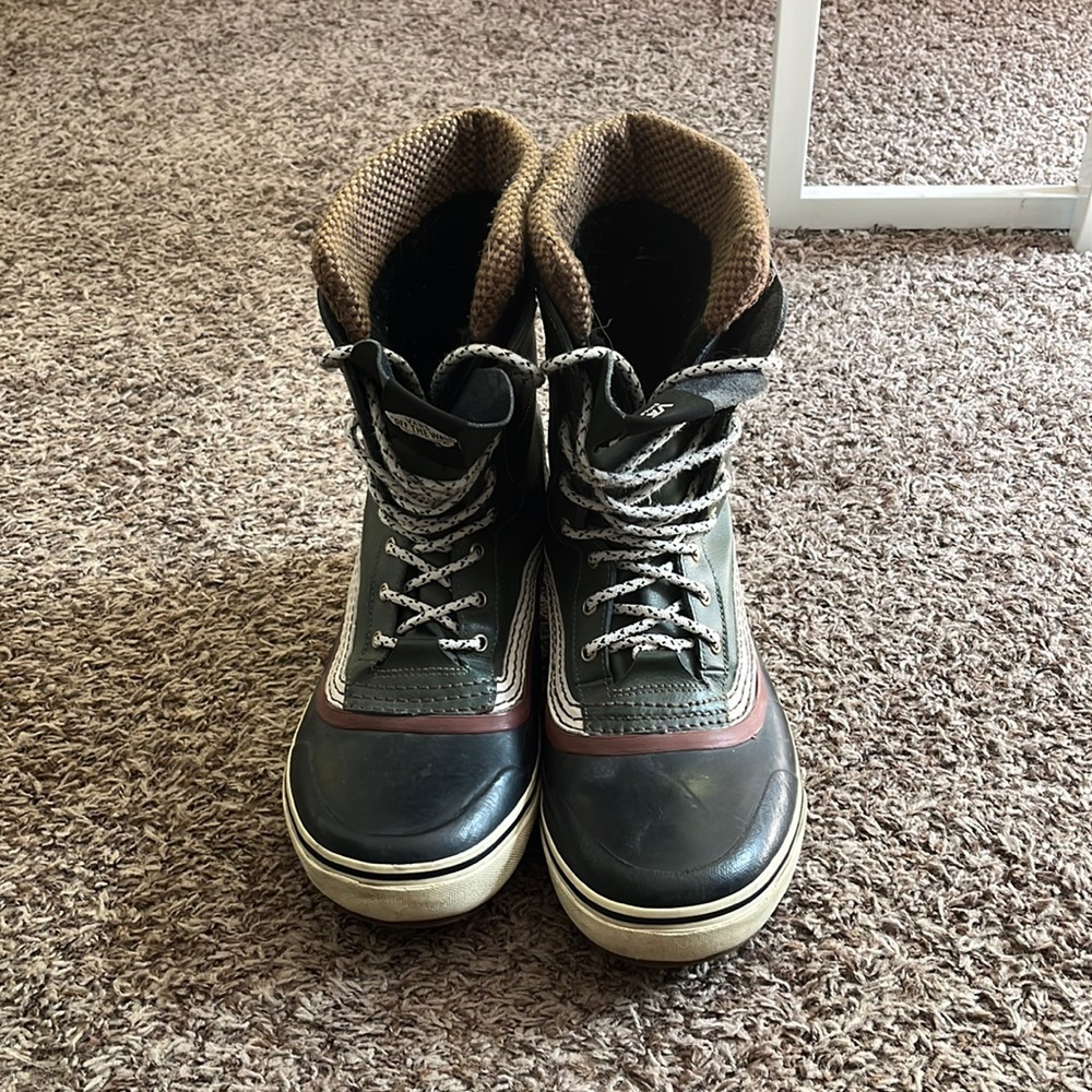 Vans Remedy Snow Boots Men’s Size 11